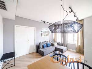 Trosoban stan u pešačkoj zoni, kod Knez Mihailove